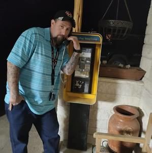 Meet your Posher, Christopher